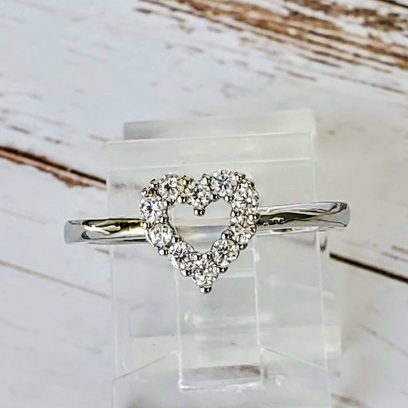 Jewelry - Sweetheart Ring